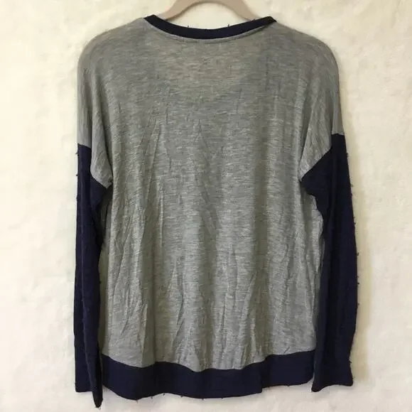 Gray Navy Lightweight Knit Distress Detailing Top - Picture 2 of 12